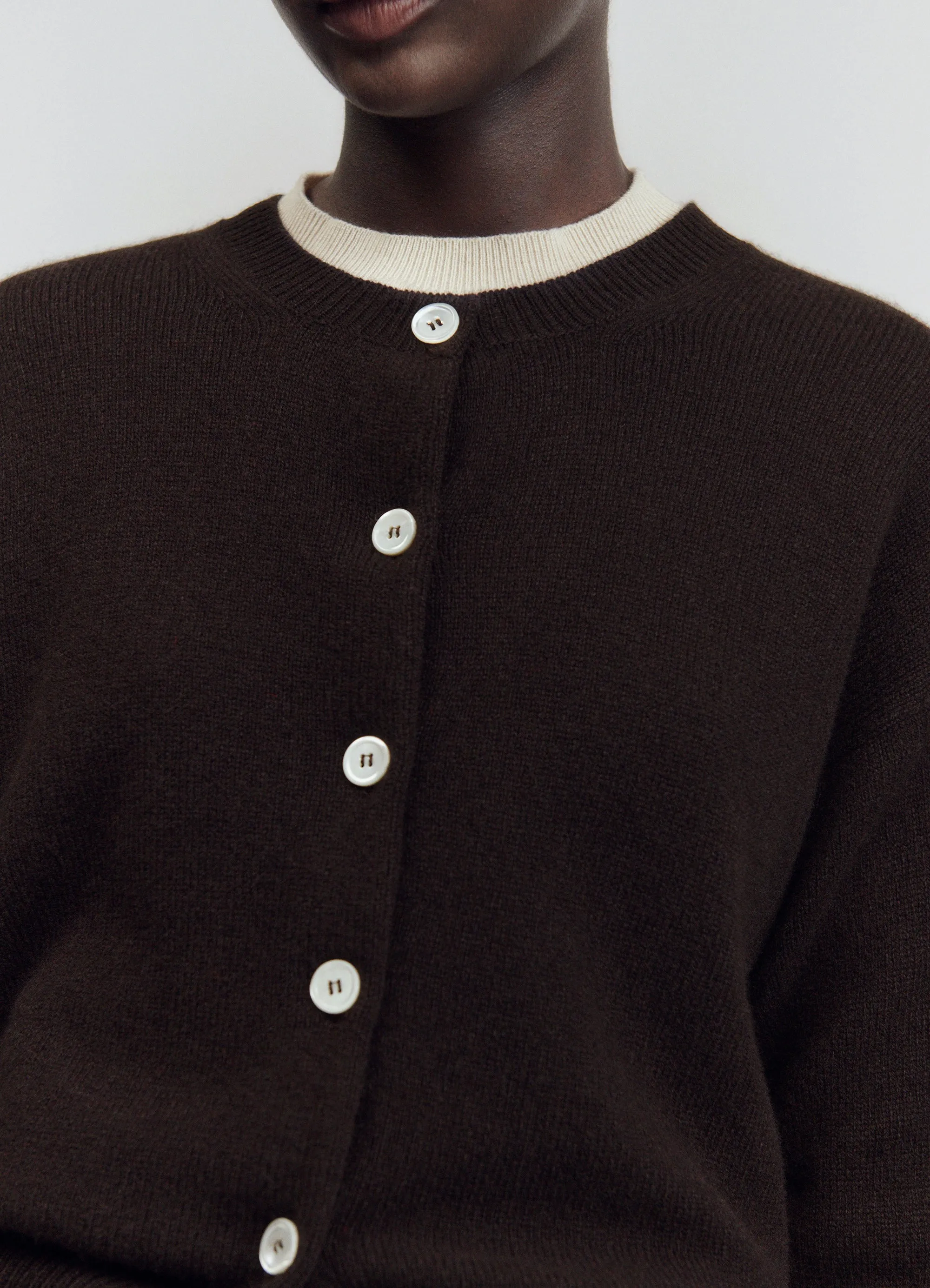 Ada Crewneck Cardigan in Dark Brown
