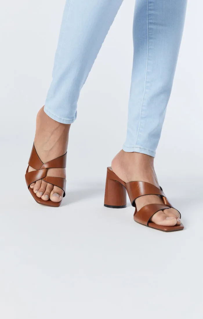 ALISSA SUPER SKINNY JEANS IN ICE BLUE FEATHER BLUE