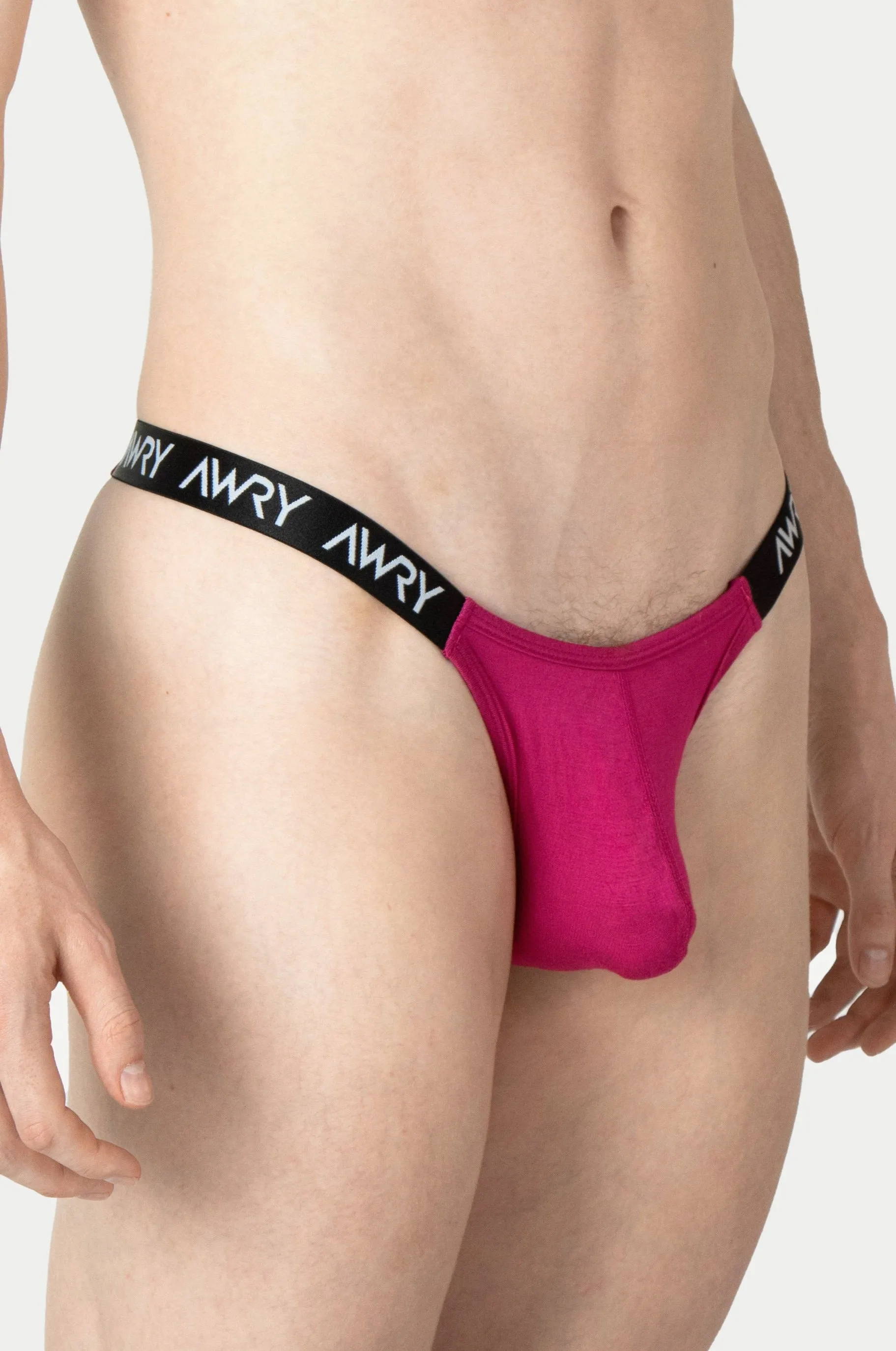 ALLURE Thong - Raspberry