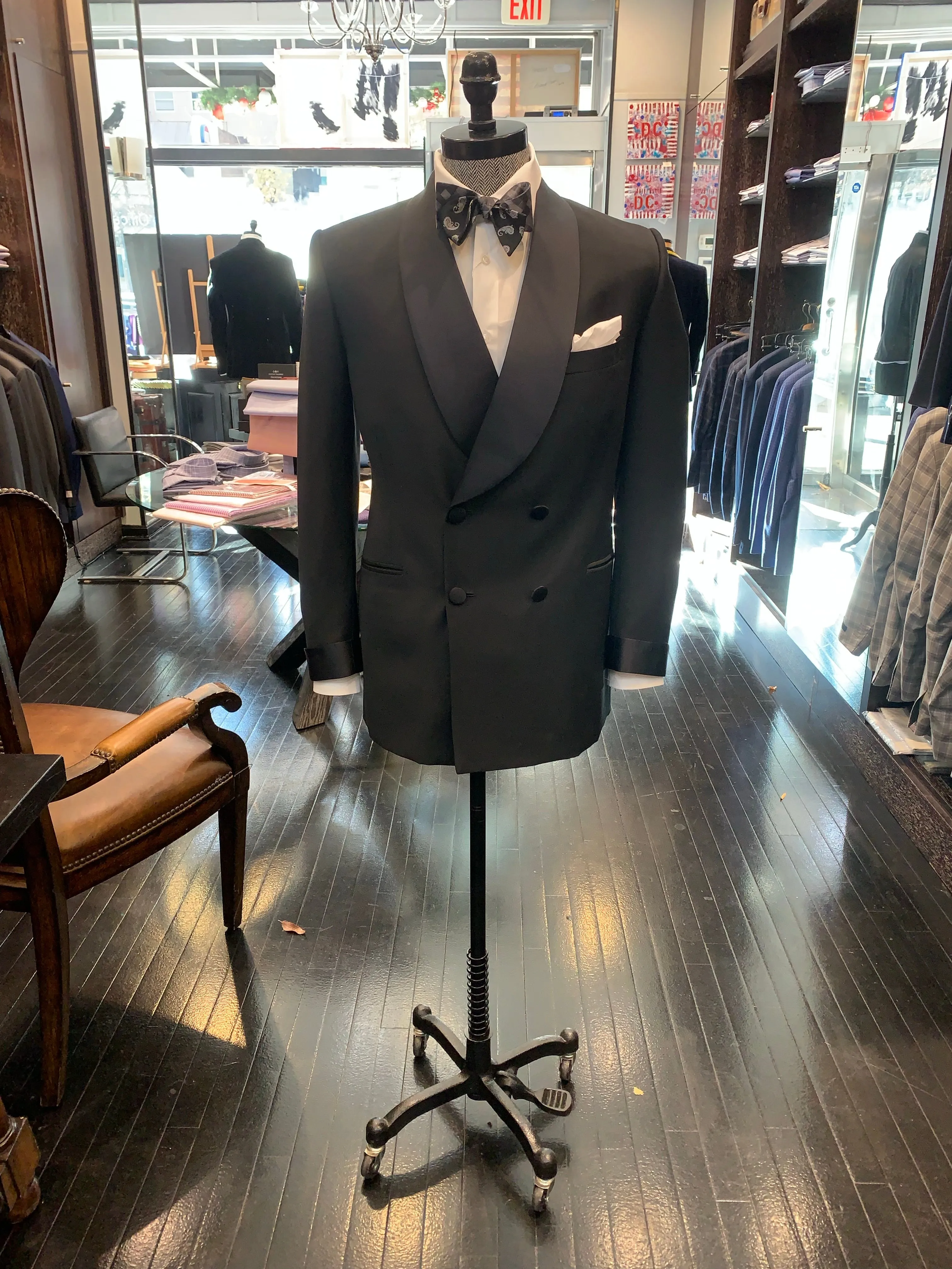 Bespoke Dinner Jacket / Dinner Suit | Handmade / Hand Stitched in England | Davies and Son, London