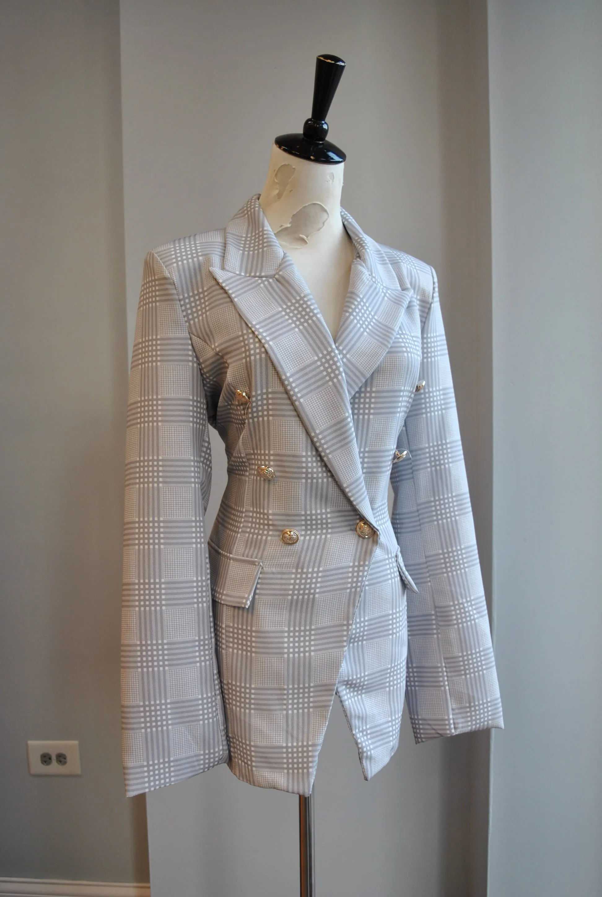 CLEARANCE - GREY PLAID BLAZER