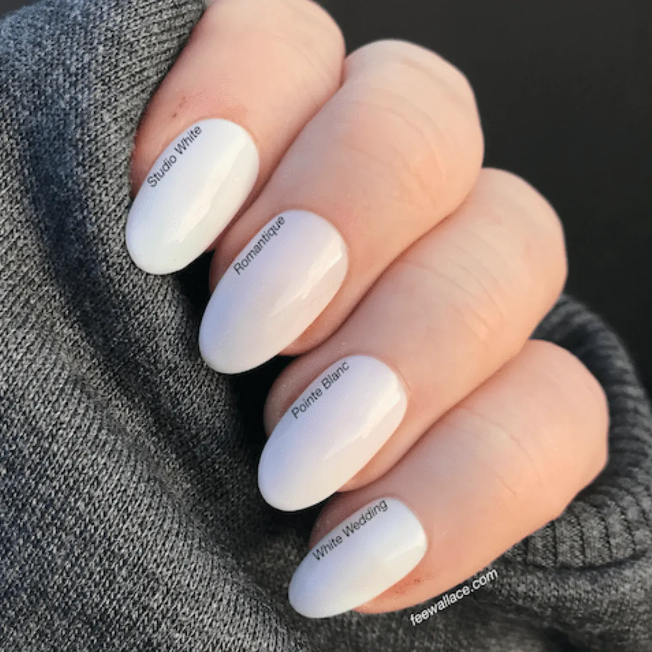 CND VINYLUX - #151 Studio White