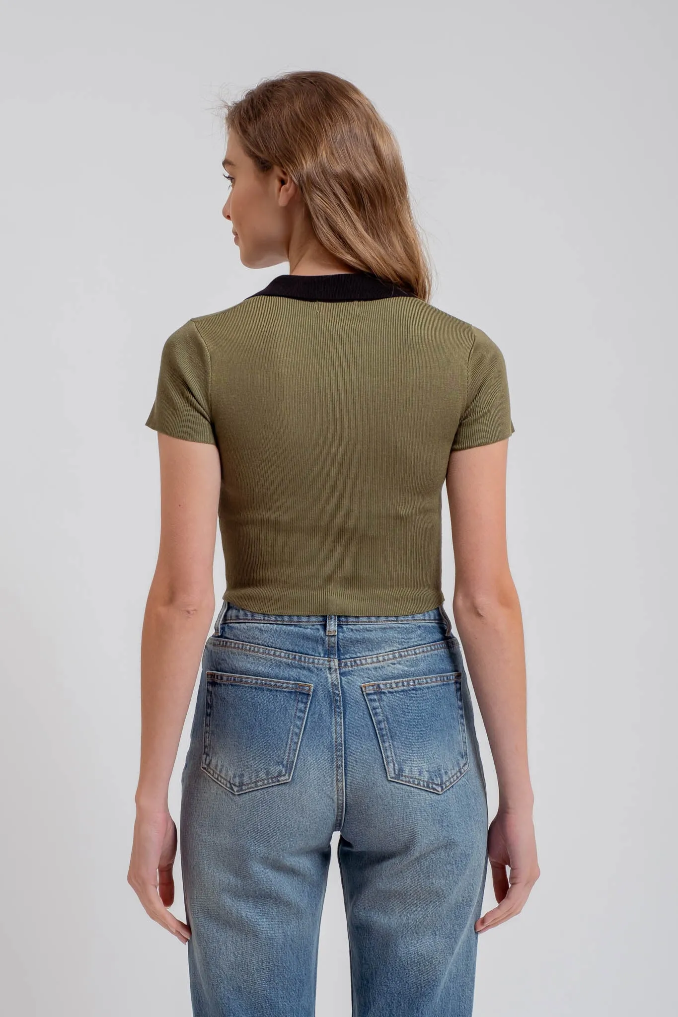 CONTRAST COLLARED SHORT SLEEVE SWEATER KNIT TOP