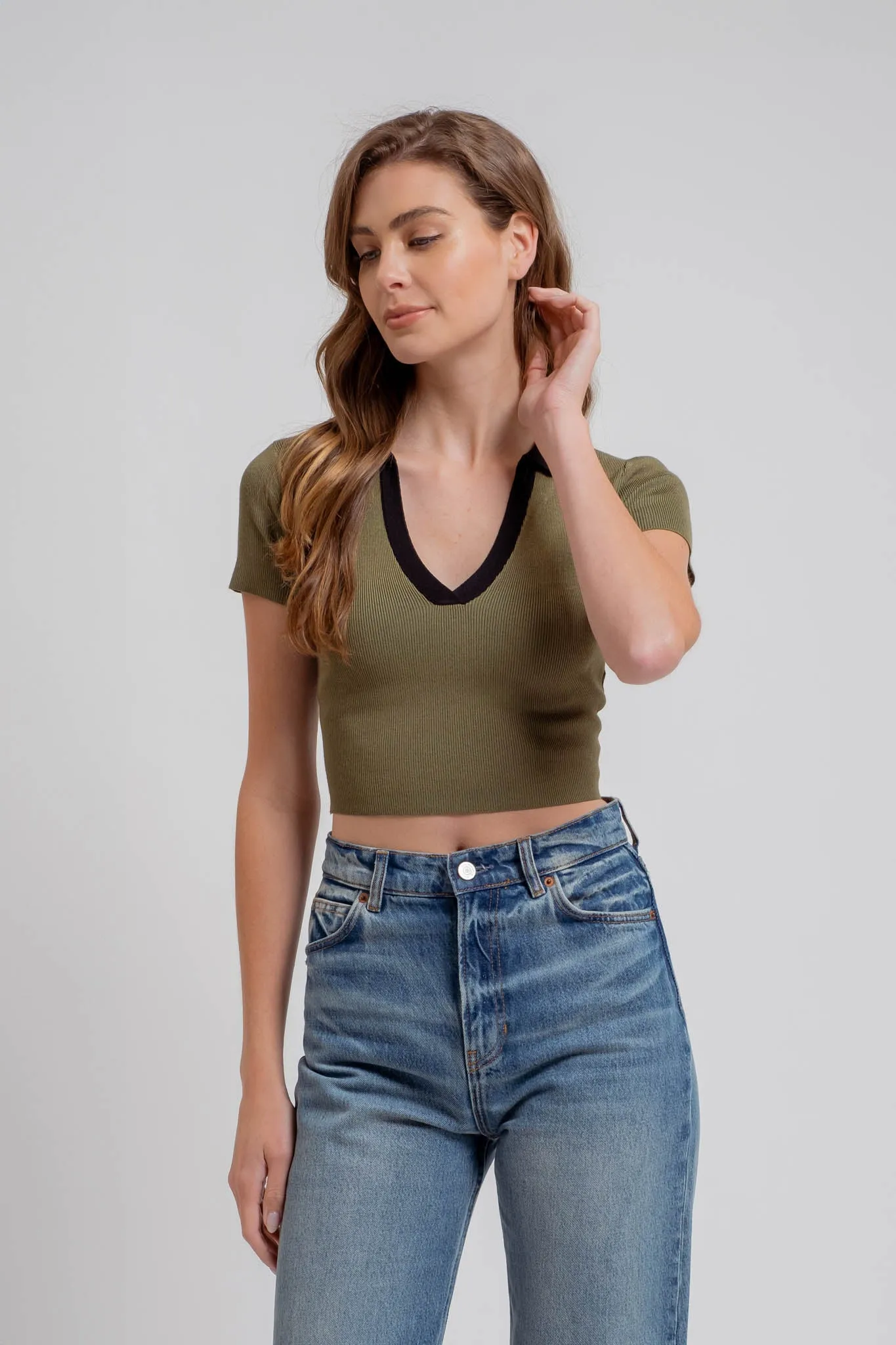 CONTRAST COLLARED SHORT SLEEVE SWEATER KNIT TOP