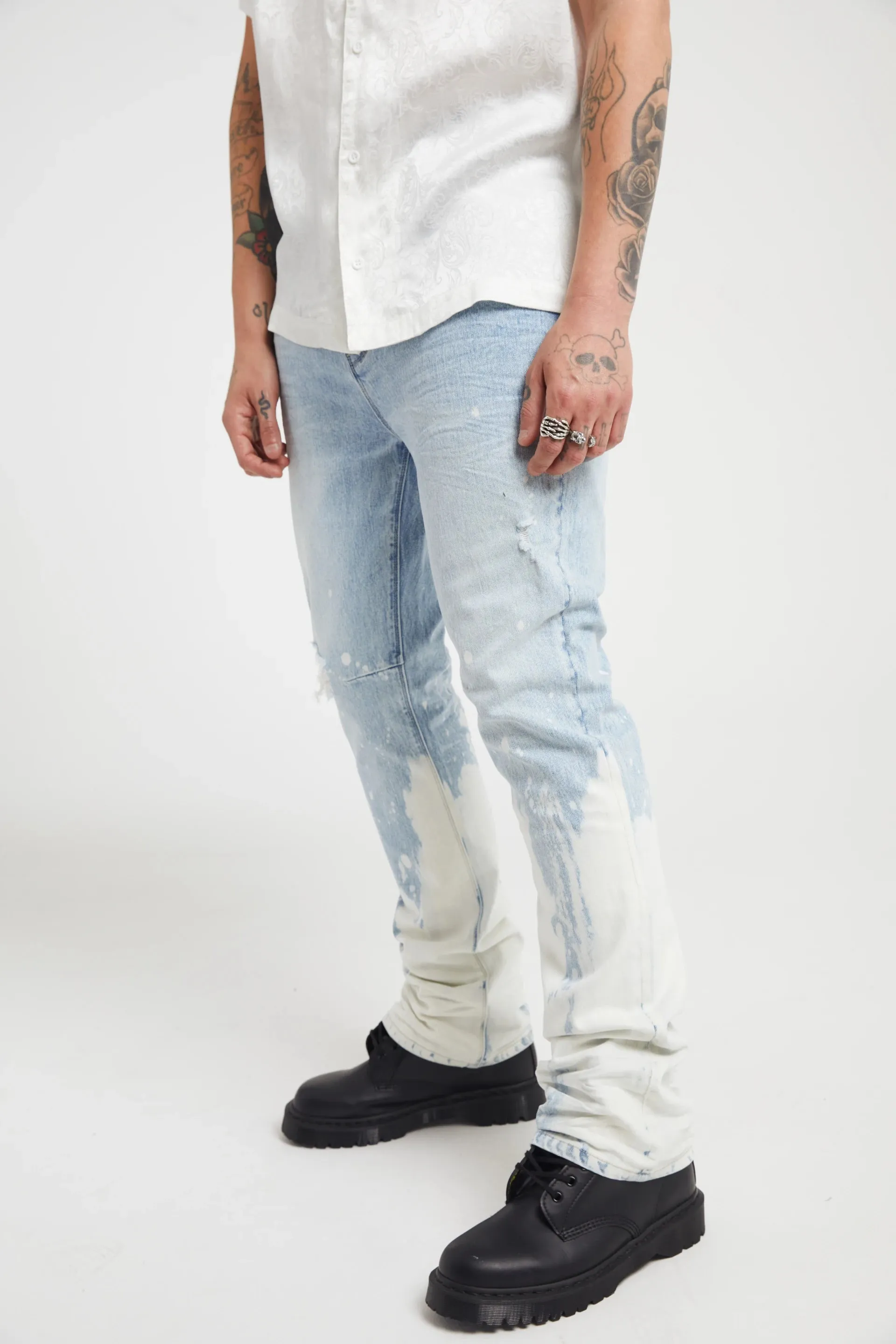 DENIS | LIGHT WASH SPLATTER