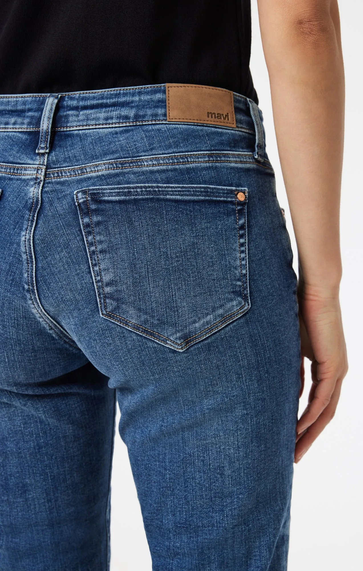 EMMA SLIM BOYFRIEND IN MID USED FLEX BLUE