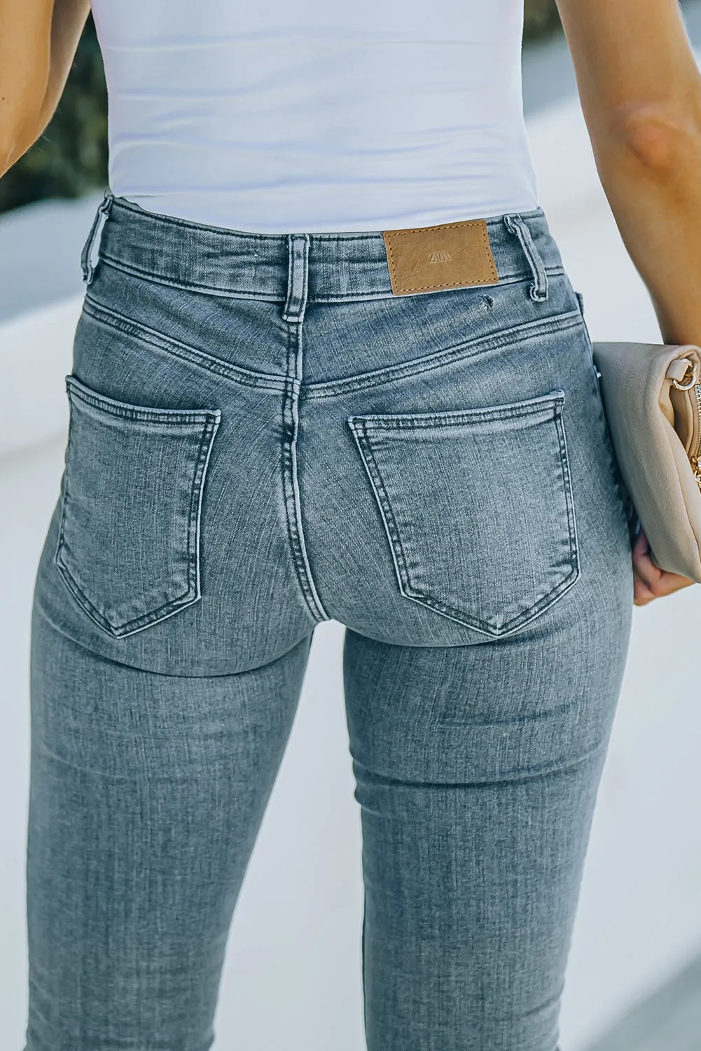 Faded Skinny Jeans with Pockets