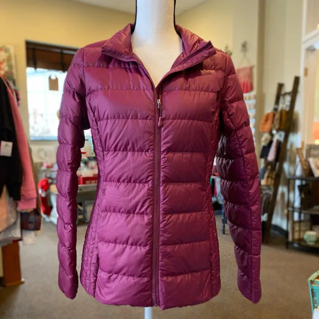Heat Keep Down Coat w/Removable Hood - Size Small