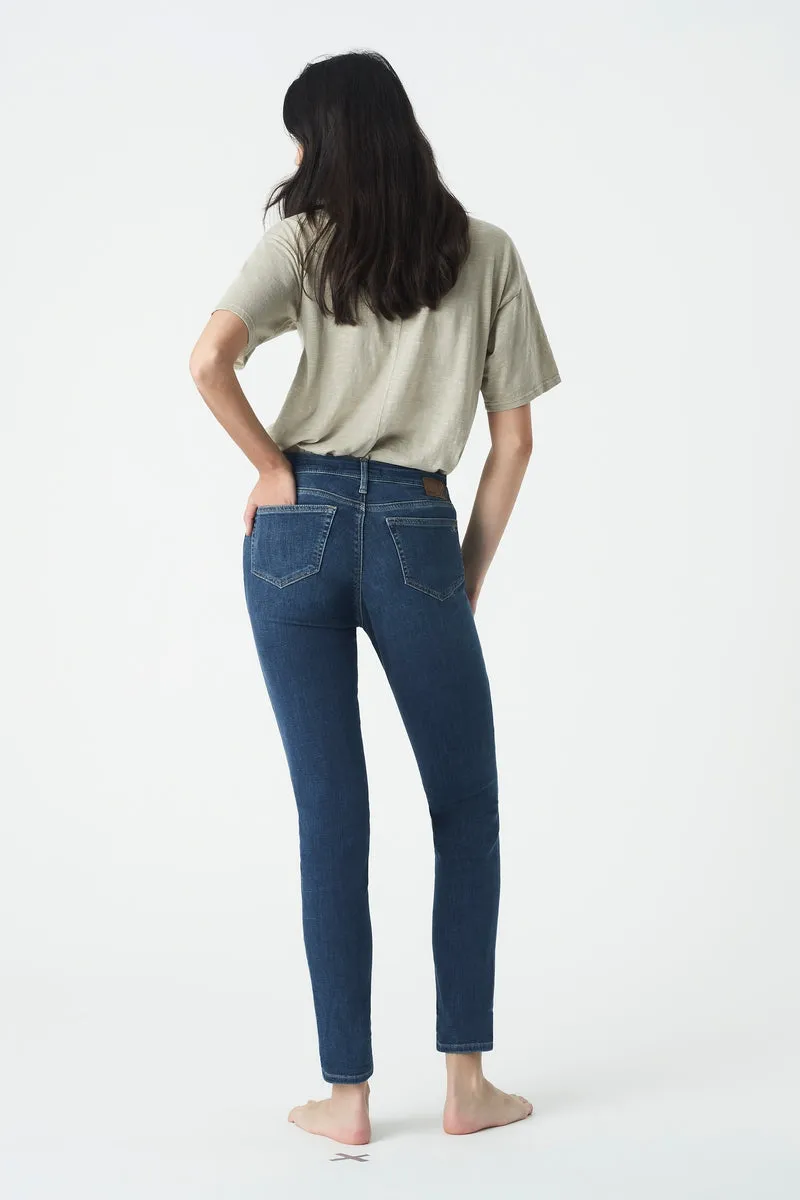 Kathleen Jeans - Mid Feather Blue