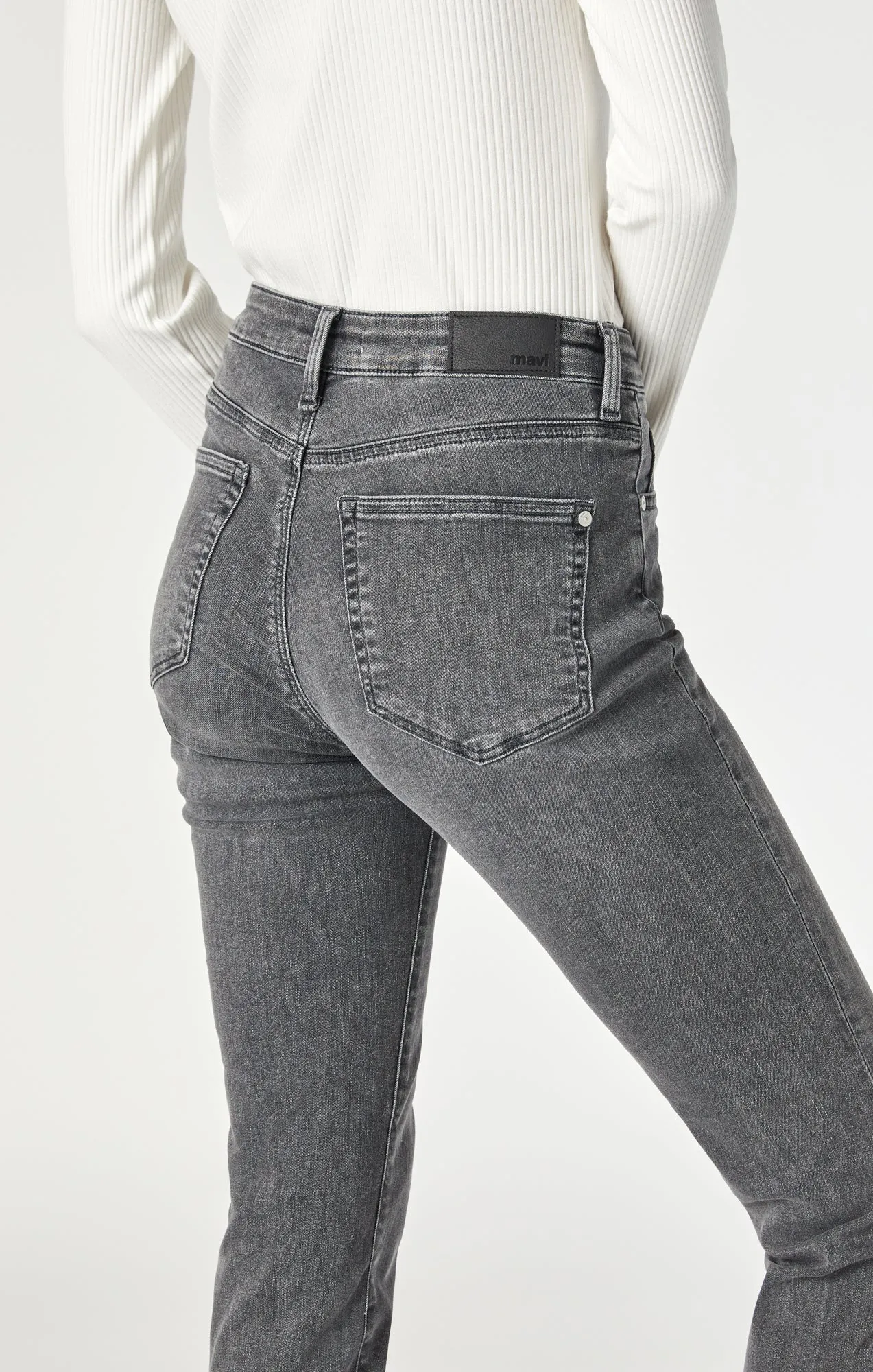 KATHLEEN SLIM BOYFRIEND IN MID GREY FEATHER BLUE