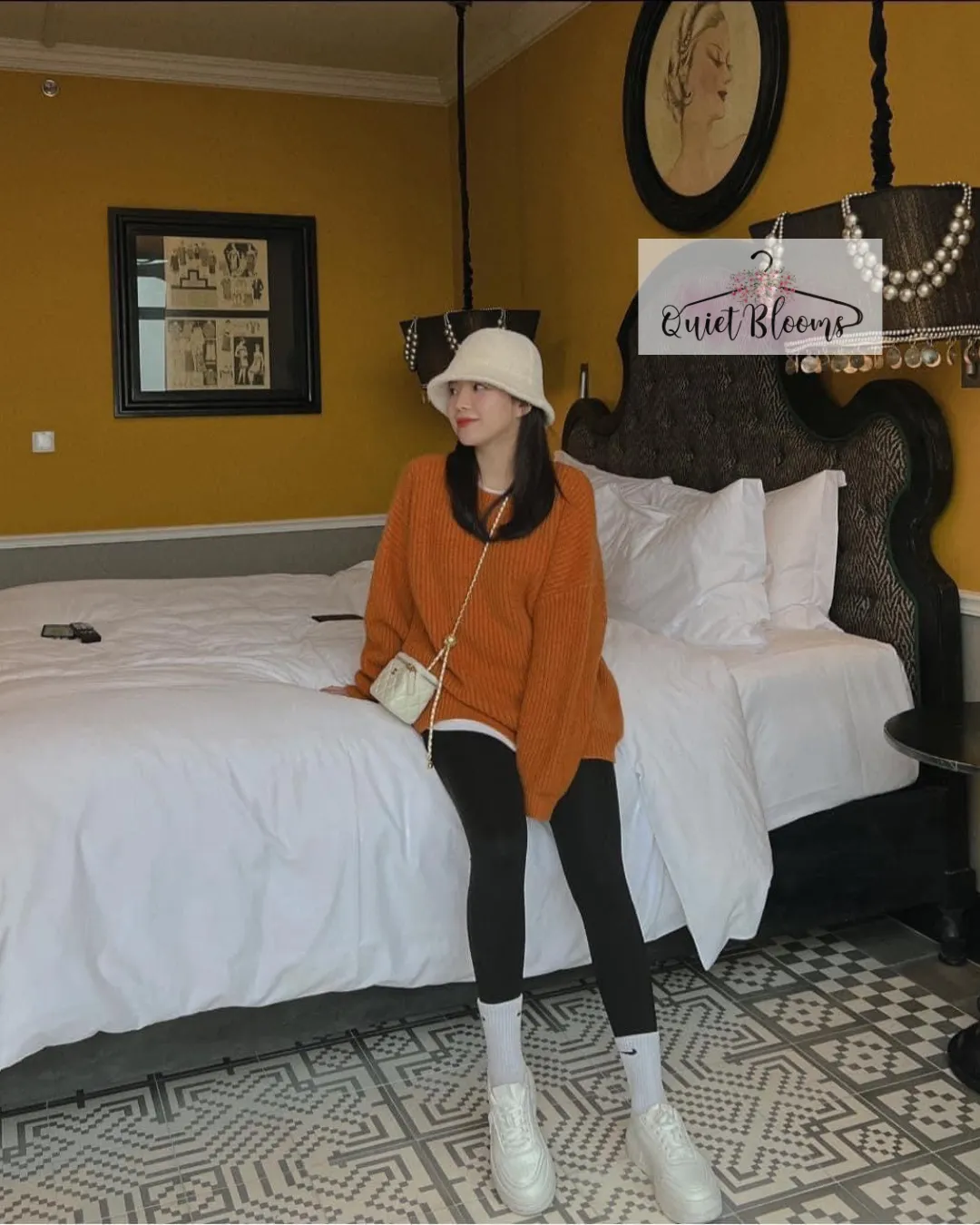 Lightweight Sweater in Burn Orange