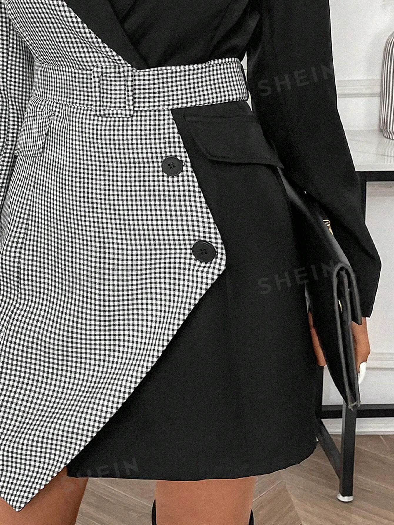 Privé Ladies' Plaid Suit Collar Belted Blazer
