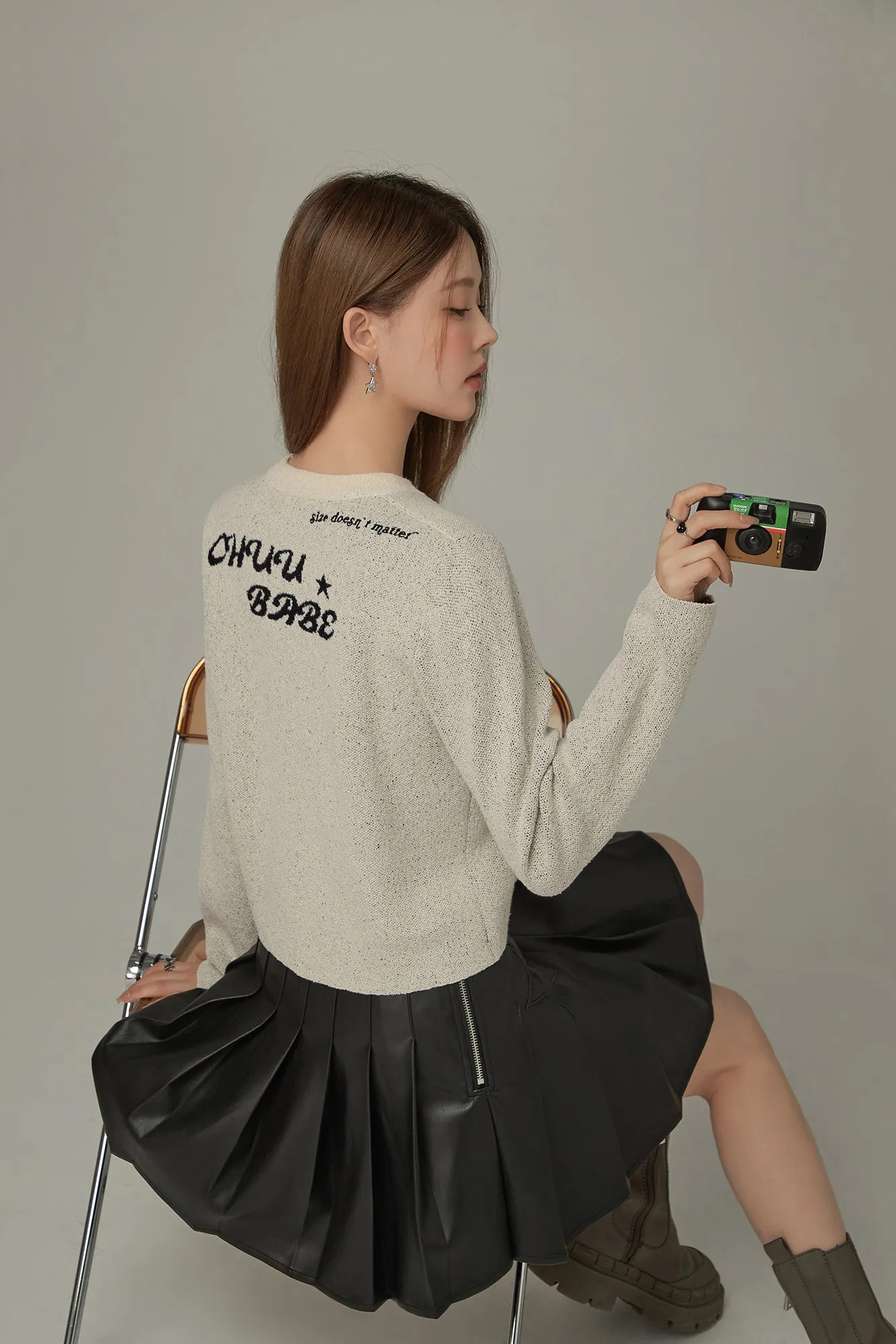 Star Crop Knit Top