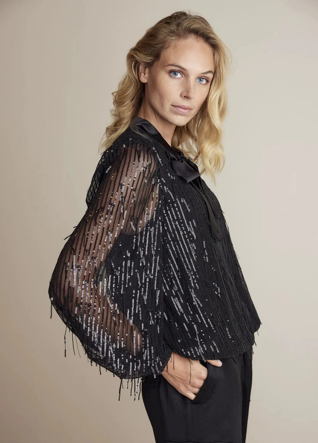 SUMMUM FRINGE SEQUINS TOP IN BLACK