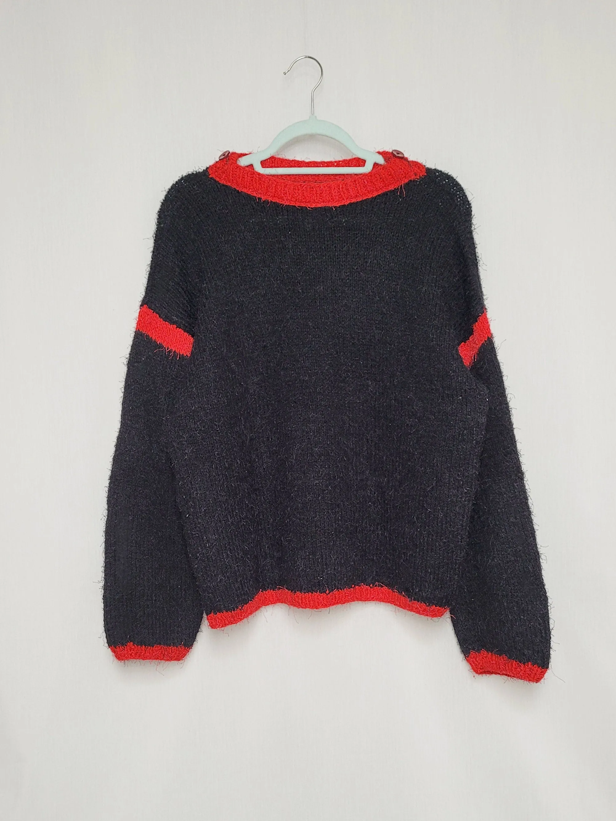 Vintage 90s black minimalist furry handmade jumper top